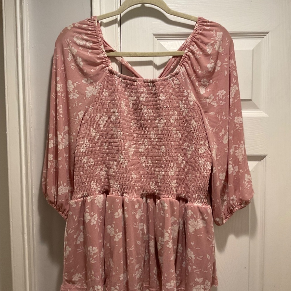 Plus Size Pink Top Size 2X - Picture 4 of 8